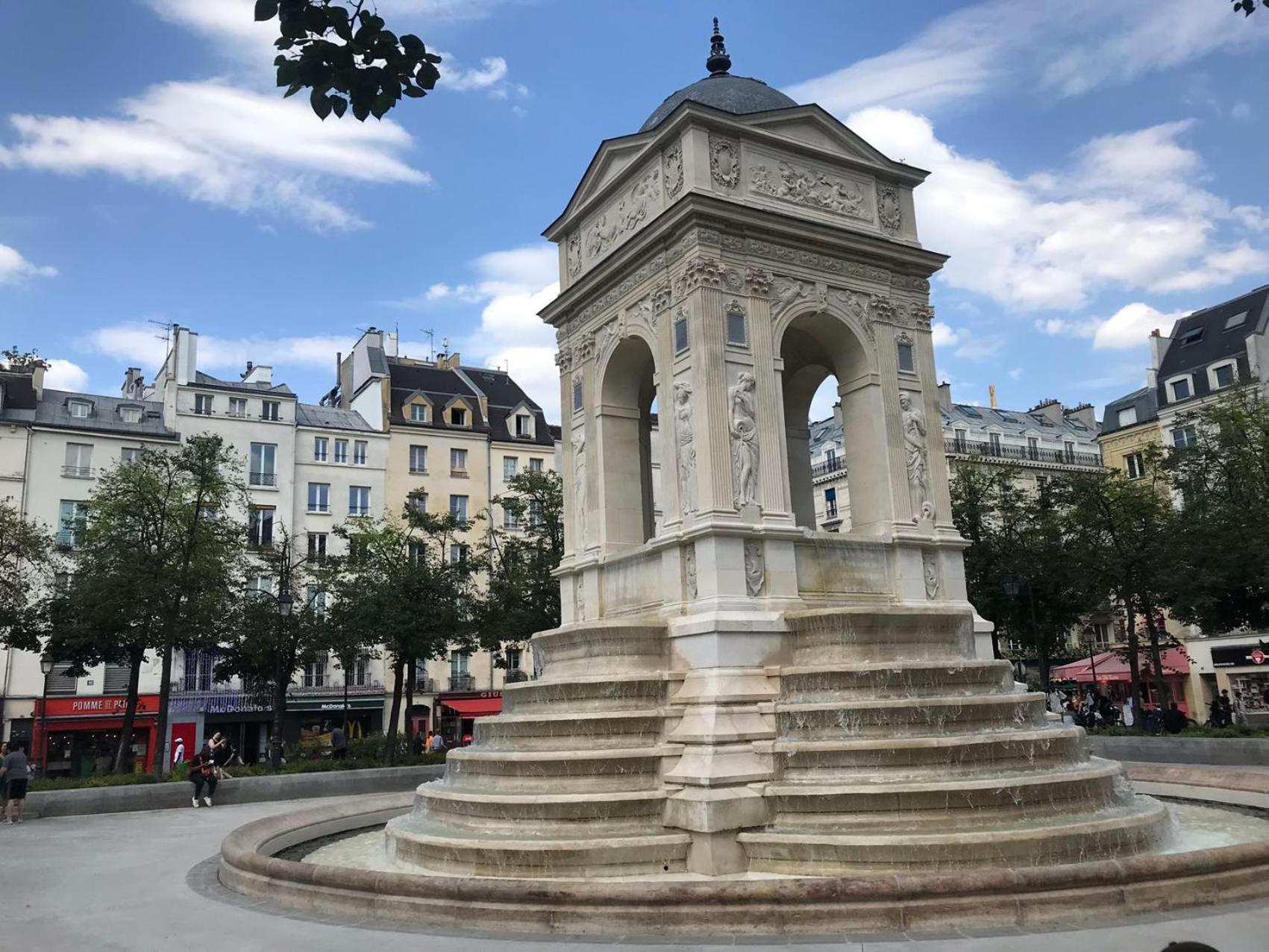 Apart Merryland Paris Chatelet Eksteriør bilde